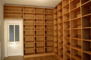 Bibliotheksmöbel aus Massivholz Bücherregal Eiche Tischlerei Dresden Einbaumöbel Regalwand Möbel Dresden