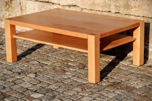 Massivholztisch Couchtisch mit Zeitungsablage Buche Massivholz Möbel Tischlerei Dresden