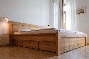Schlafzimmer Möbel Tischlerei Dresden Bio Massivholz Bett Ehe Doppelbett metallfrei Bettkasten Schubkasten Stauraum