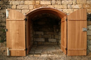 Weinberg Schuppen Weinanbau Dresden Gerätehaus Gartengestaltung Fahrradschuppen