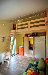Hochbett fuer Kinder Erwachsene Hochebene vom Tischler Bett aus Massivholz Moebel Tischlerei Dresden Schreinerei