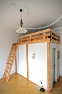 Möbel Dresden Hochbett bauen lassen Aufstieg Massivholz Etagenbett nach Maß Kinder Spiel Zimmer Möbel Tischlerei Dresden Stockbett Schlafzimmer Sinnesmagnet