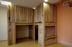 Kindergartenausstattung Kaufmannsladen Klettergerüst Hochbett Massivholz Kindergarten Möbel Tischlerei Dresden