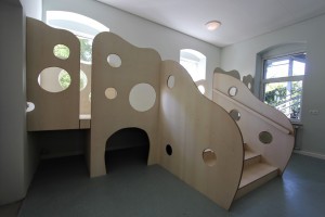 Kindergartenausstattung Kaufmannsladen Klettergerüst Hochbett Massivholz Kindergarten Möbel Tischlerei Dresden