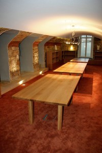 Sonderanfertigung Konferenztisch Design Büromöbel Massivholz Möbel Tischlerei Dresden