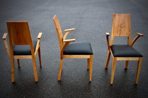 leichte gepolsterte Stühle aus Holz nach Maß Massivholzmöbel Tischlerei Dresden