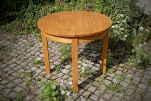 Runder Tisch zum Ausziehen Verlängern Esstisch aus Eiche Massivholz Möbel Tischlerei Dresden