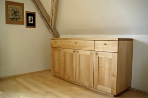 Möbel Dresden Sideboard Massivholzmöbel Highboard Ahorn Tischlerei Dresden Möbel vom Schreiner HiFi-Möbel für Stereoanlage