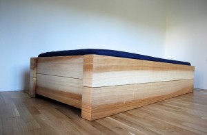 Schlafzimmer Möbel Tischlerei Dresden Bio Massivholz Gäste Bett Ehe Doppelbett metallfrei Bettkasten Schubkasten Stauraum Stapelbett