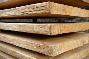 Tischlerei Dresden Eiche Muster Massivholz Bohlen Messebau