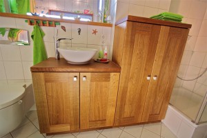 Spa individueller Waschtisch nach Maß Massivholzmöbel Badmöbel geräucherte Eiche Tischlerei Dresden Möbel vom Schreiner kaufen