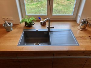 Einbauküche nach Maß aus der Massivholz Tischlerei Dresden