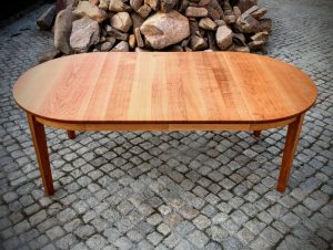 Runder Auszieh-Tisch aus amerikanischer Kirsche ausziehbar Möbeltischlerei Sinnesmagnet Dresden
