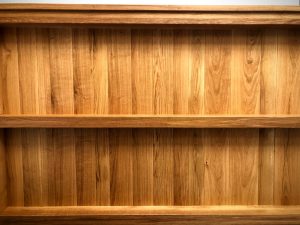 Hochbett mit Dielung und Balken aus massiver Eiche aus der Möbel Tischlerei Dresden