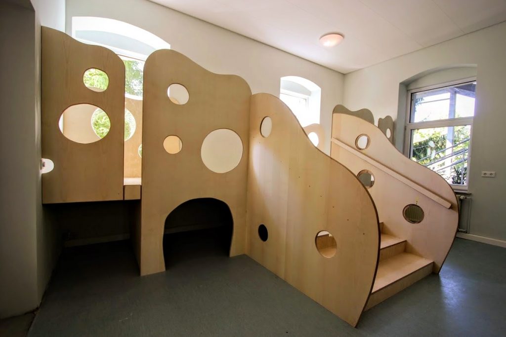 Hochebene mit Schlafkojen Kindergarten Radebeul - Sinnesmagnet