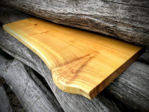 Trppenstufe aus Robinie geölt und gewachst Möbel Tischlerei Dresden