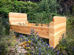 Massivholzbett aus Kiefer Möbel Tischlerei Dresden