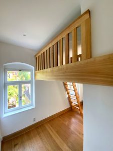 Hochbett für Kinder Einbau nach Maß Massivholz Bett Tischlerei Dresden