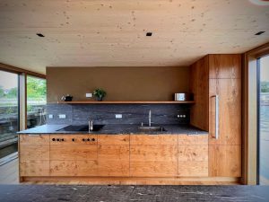 Küche aus Eiche Massivholz von der Tischlerei Dresden