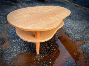 Nierentisch aus Buche Massivholz Möbel Dresden Couchtisch