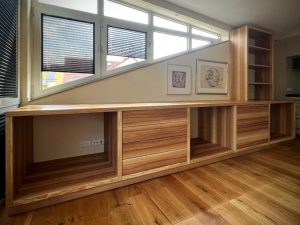 Sammler-Schrank für gerahmte Bilder und Schubkästen für Mappen