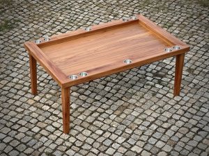 Spiele-Spiel-Tisch aus Massivholz für Brett- und Kartenspiele und für Puzzles aus der Moebel-Tischlerei-Dresden